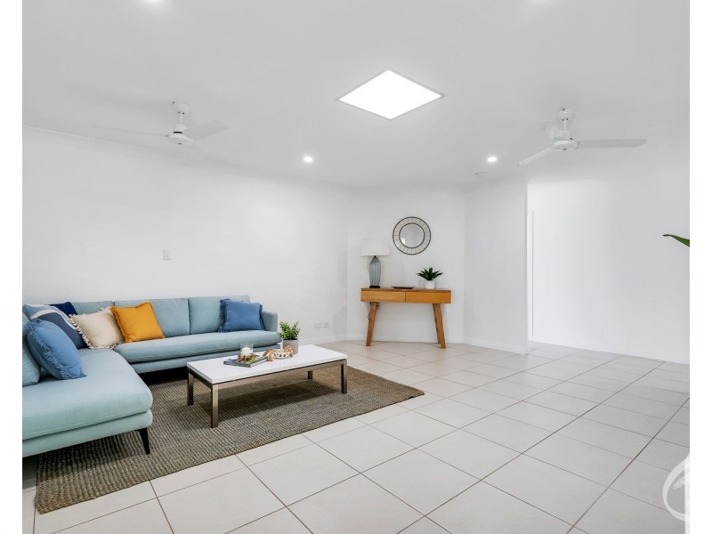 10 Green Avenue, Kewarra Beach QLD 4879