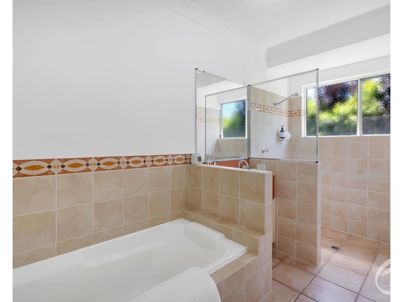 10 Green Avenue, Kewarra Beach QLD 4879