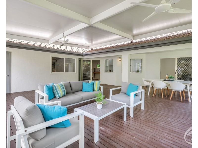 10 Green Avenue, Kewarra Beach QLD 4879