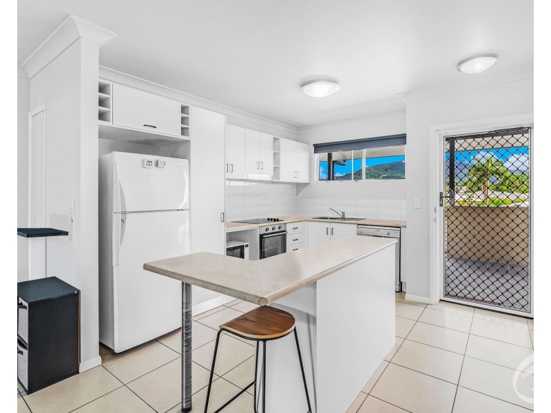 17/1-13 Ernest Street, Redlynch QLD 4870