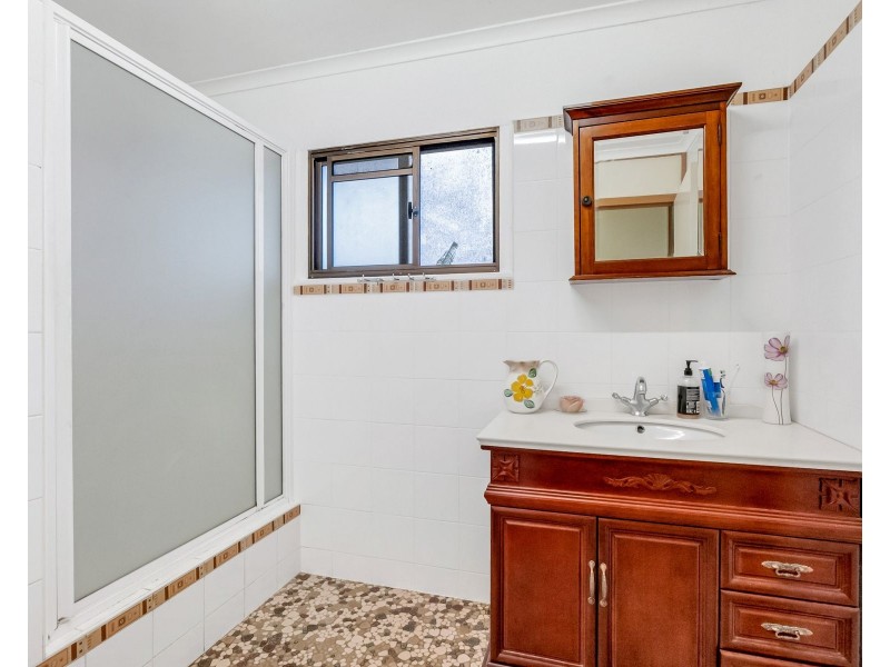 54 Mount Peter Road, Edmonton QLD 4869