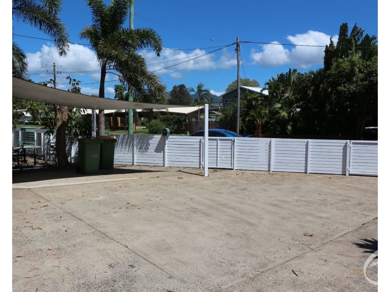 1/16 Mimosa Street, Holloways Beach QLD 4878