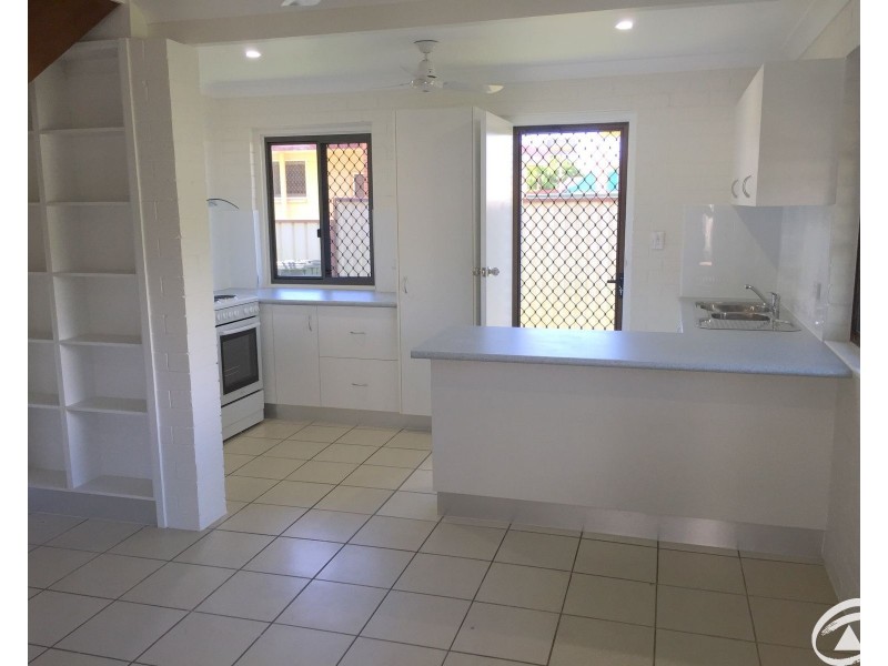 1/688 Bruce Highway, Woree QLD 4868