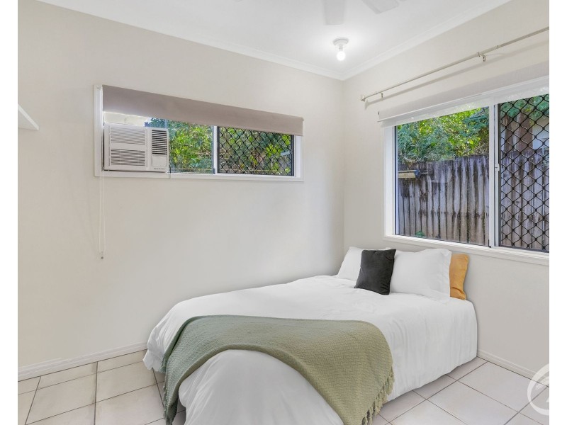 7 Rainy Mountain Place, Smithfield QLD 4878