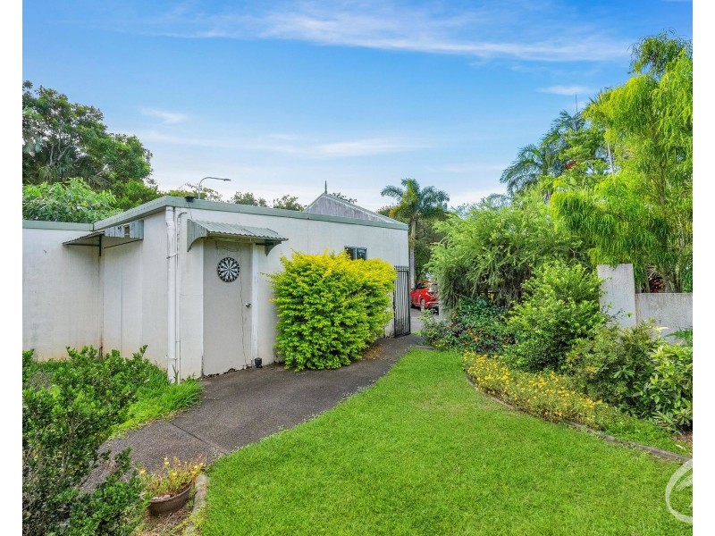 7 Rainy Mountain Place, Smithfield QLD 4878