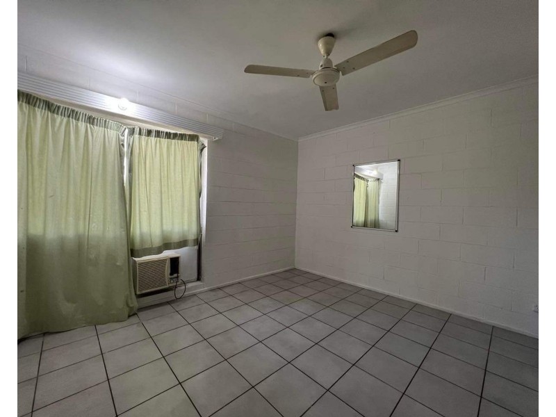 8/379-385 Mayers Street, Edge Hill QLD 4870