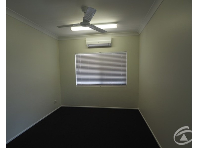 3/3 Miles Street, Manoora QLD 4870