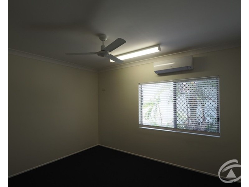 3/3 Miles Street, Manoora QLD 4870