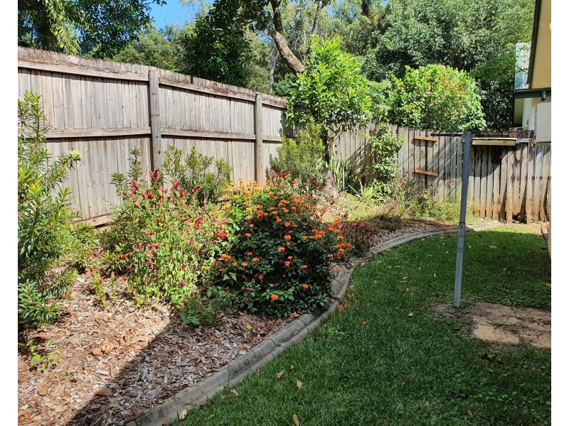 7 Rainy Mountain Place, Smithfield QLD 4878