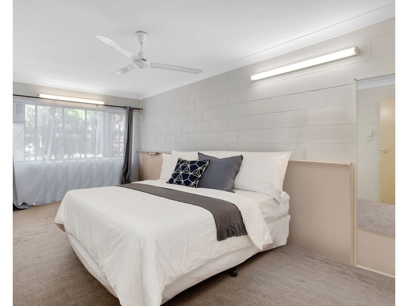 2/267-269 Sheridan Street, Cairns North QLD 4870