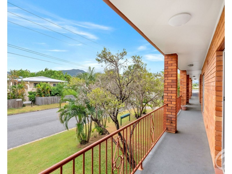 8/18 Curtin Street, Westcourt QLD 4870