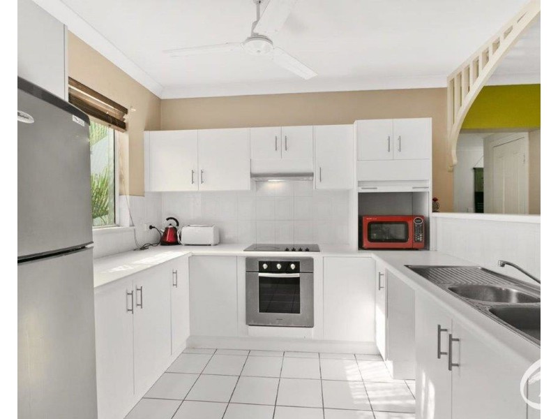 6/158-160 McLeod Street, Cairns North QLD 4870