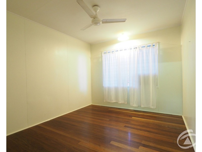 4/81 Digger Street, Cairns North QLD 4870