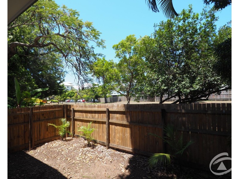 4/81 Digger Street, Cairns North QLD 4870
