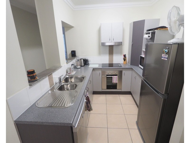 2205/22-26 Clifton Road, Clifton Beach QLD 4879