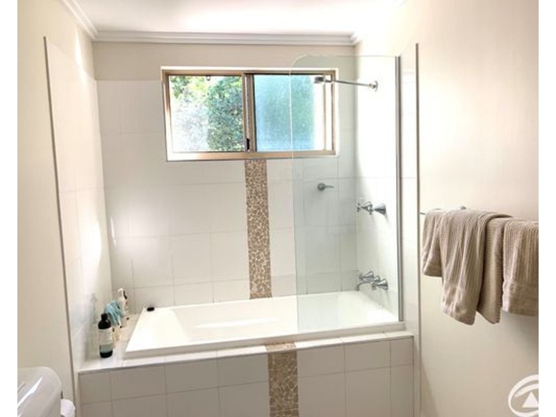 2205/22-26 Clifton Road, Clifton Beach QLD 4879