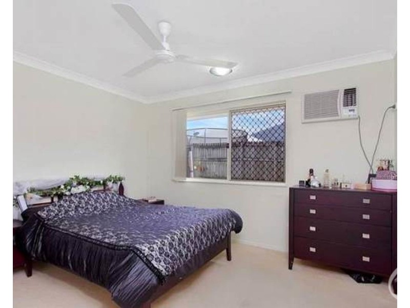 29 Cliffdale Street, Bentley Park QLD 4869