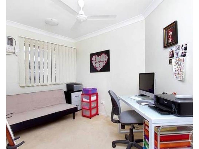 29 Cliffdale Street, Bentley Park QLD 4869