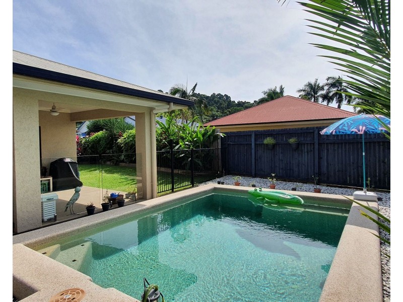 4 Talia Street, Caravonica QLD 4878