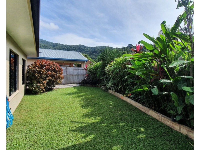 4 Talia Street, Caravonica QLD 4878