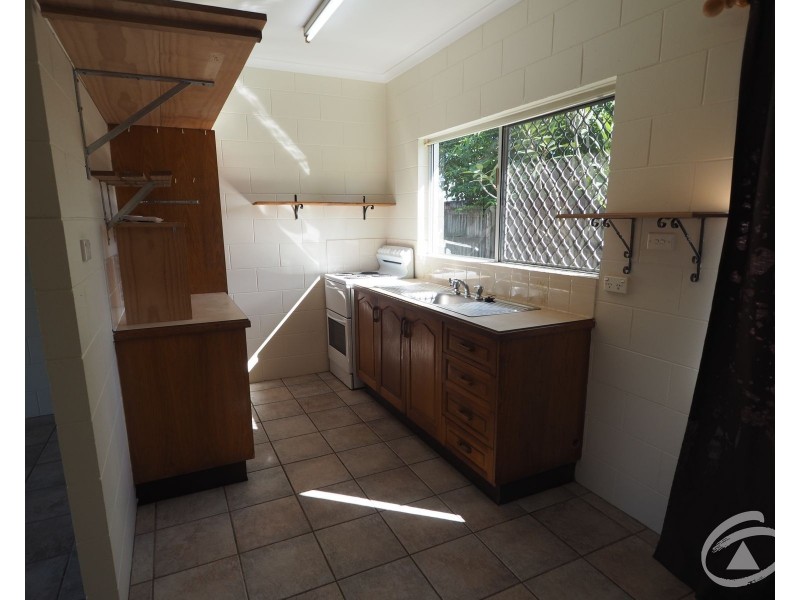 1/8 Denman Close, Manoora QLD 4870