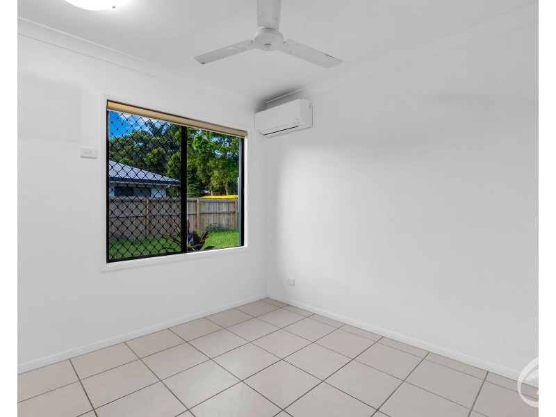 27 John Malcolm Street, Redlynch QLD 4870