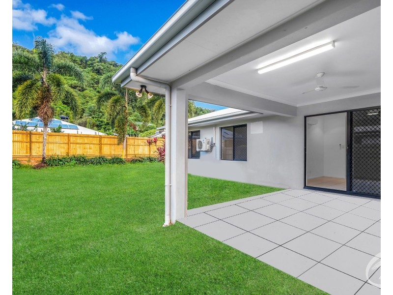 27 John Malcolm Street, Redlynch QLD 4870