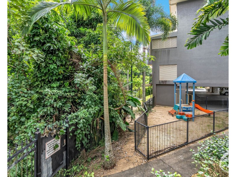 122/2-8 Rigg Street, Woree QLD 4868