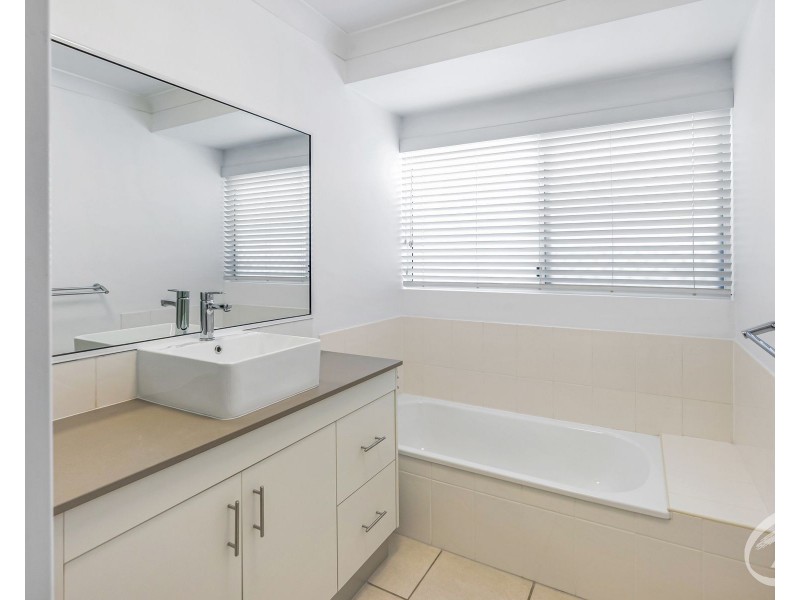 14 Benjamina Street, Mount Sheridan QLD 4868