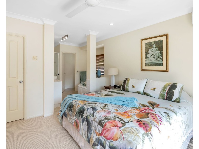 16 Green Avenue, Kewarra Beach QLD 4879