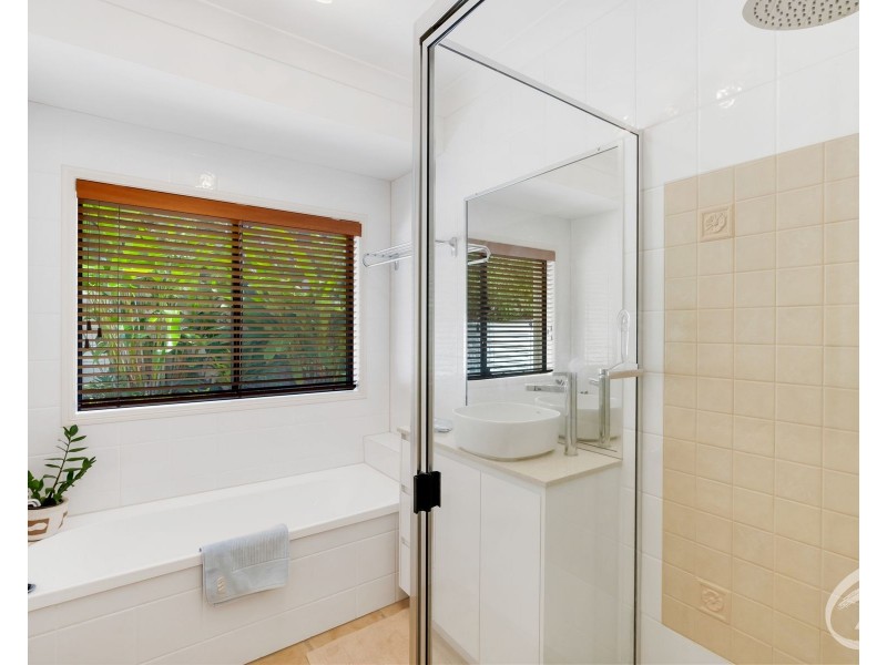 16 Green Avenue, Kewarra Beach QLD 4879