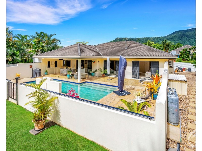 16 Green Avenue, Kewarra Beach QLD 4879