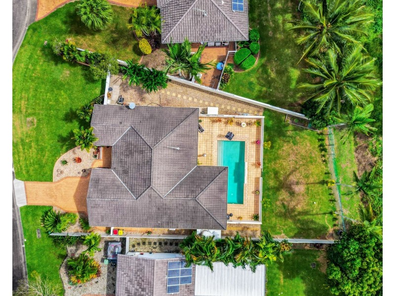 16 Green Avenue, Kewarra Beach QLD 4879