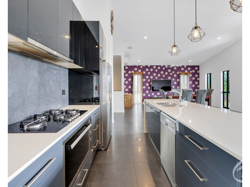 5 Tarwhine Close, Kanimbla QLD 4870