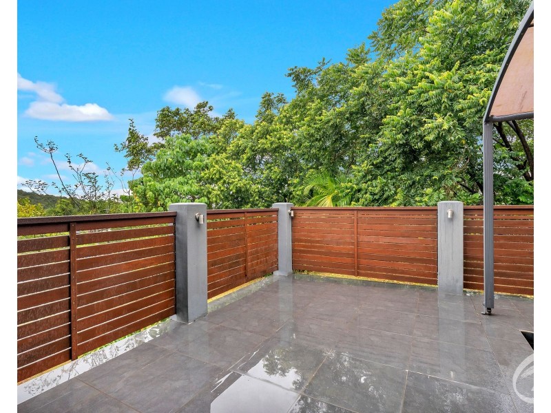 5 Tarwhine Close, Kanimbla QLD 4870