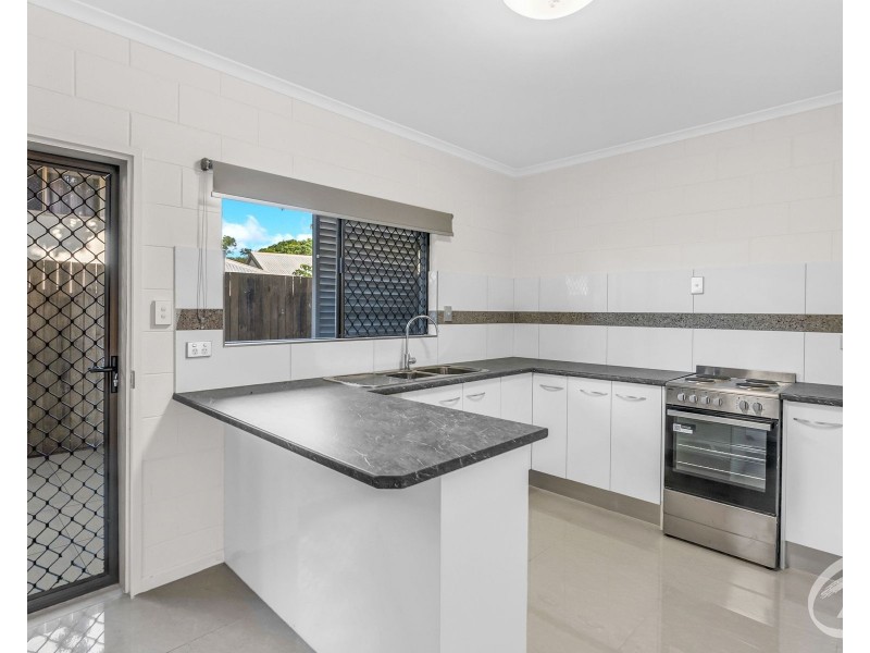 22/457 Severin Street, Manunda QLD 4870