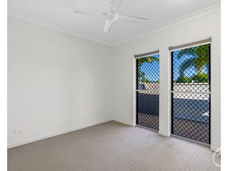 2 Oakville Parade, Trinity Park QLD 4879