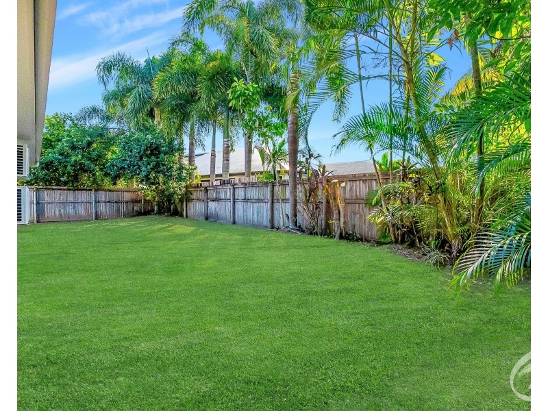 2 Oakville Parade, Trinity Park QLD 4879