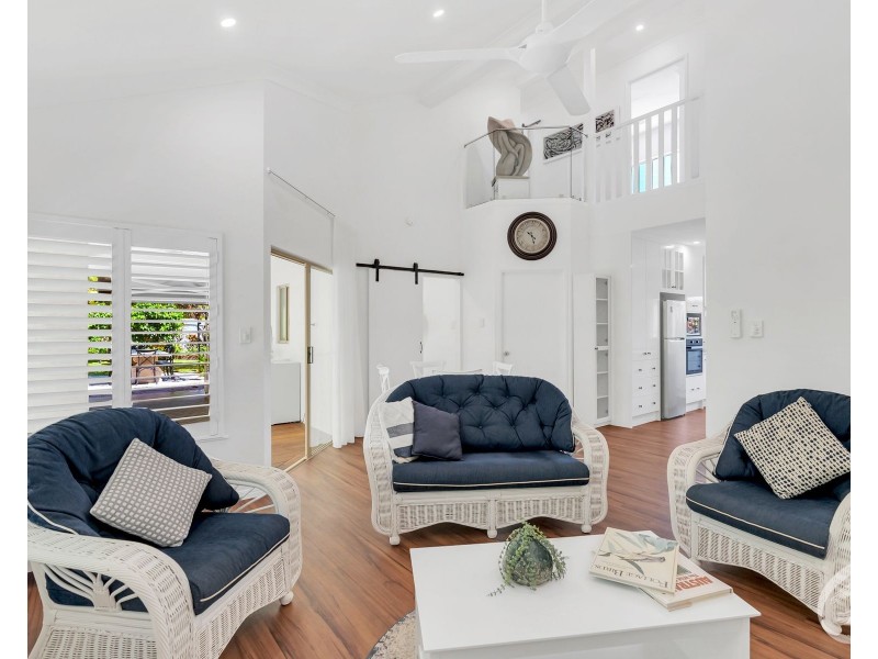 10/71-73 Cedar Road, Palm Cove QLD 4879