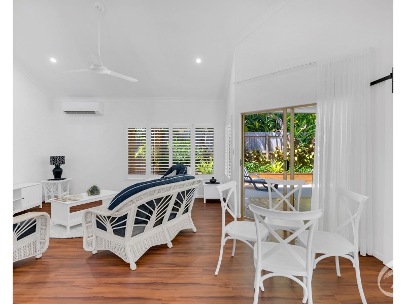 10/71-73 Cedar Road, Palm Cove QLD 4879