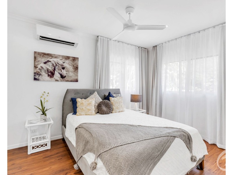 10/71-73 Cedar Road, Palm Cove QLD 4879