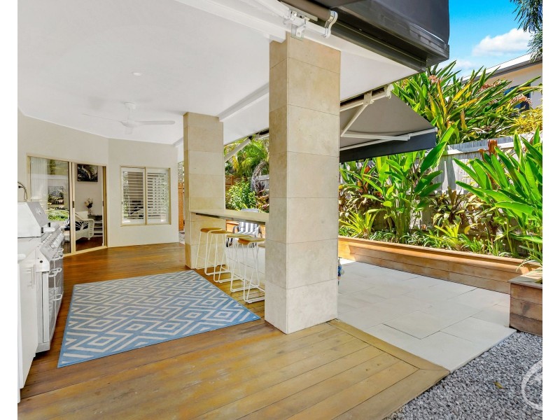 10/71-73 Cedar Road, Palm Cove QLD 4879