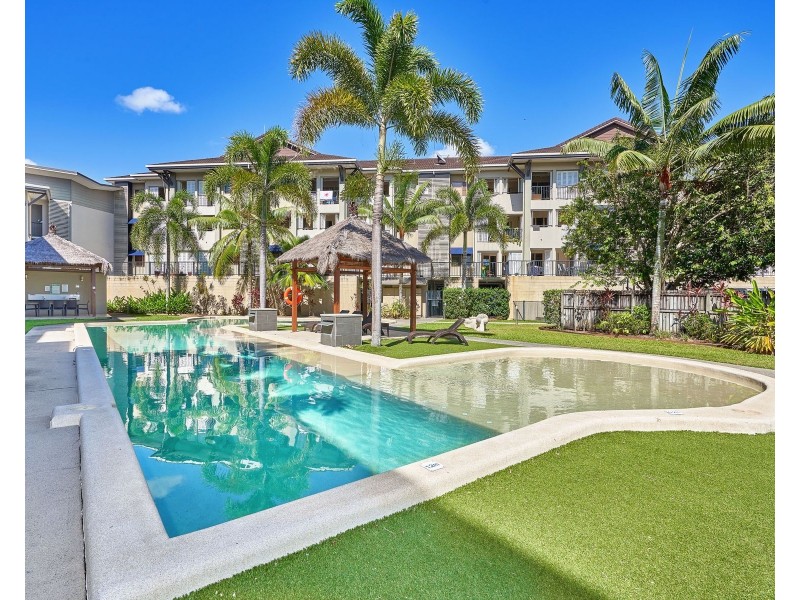 202/22-24 Ward Street, Mooroobool QLD 4870