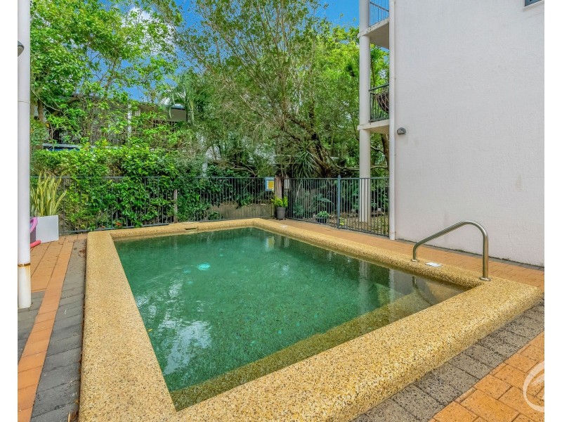 6/193 Kamerunga Road, Freshwater QLD 4870