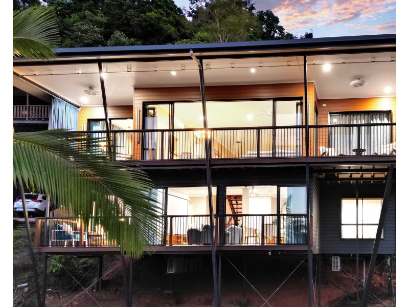 267 Toogood Road, Bayview Heights QLD 4868