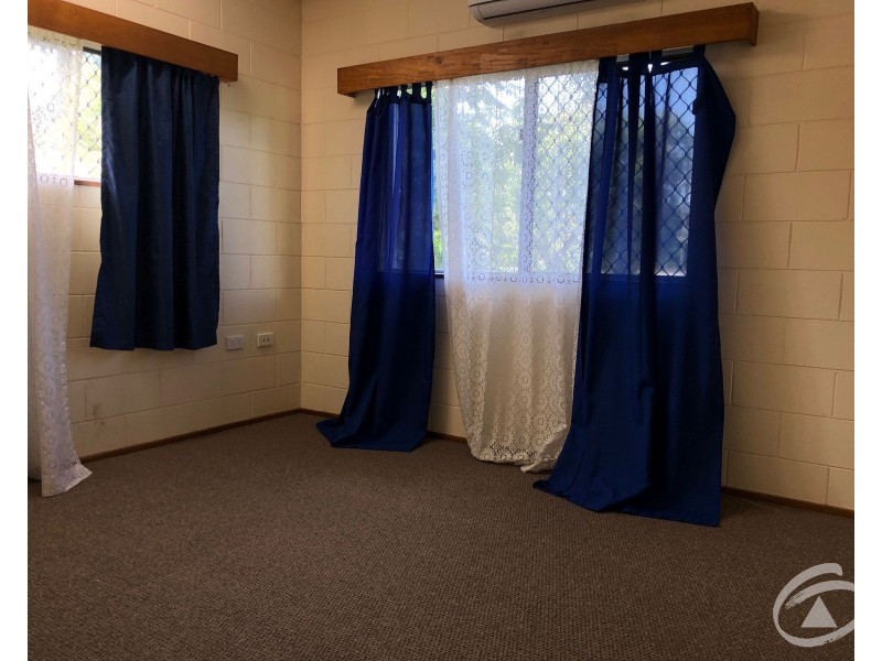 2/1 Spartan Close, Edmonton QLD 4869