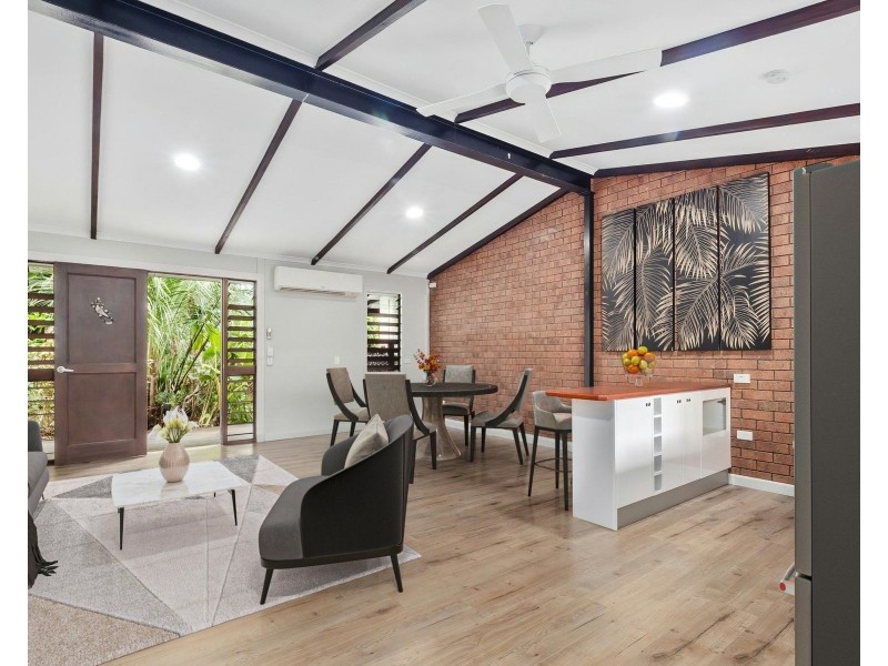 25 Beaver Street, Clifton Beach QLD 4879