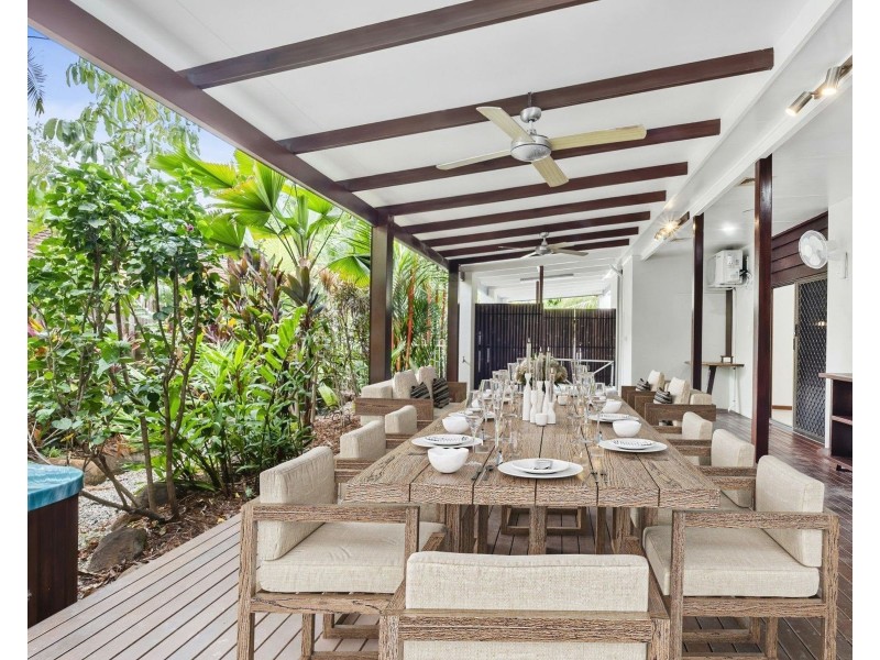 25 Beaver Street, Clifton Beach QLD 4879