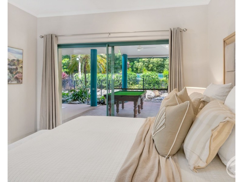 11 Green Avenue, Kewarra Beach QLD 4879