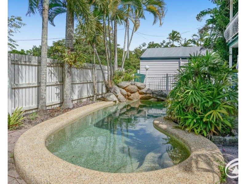 3/30 Charles Street, Cairns North QLD 4870